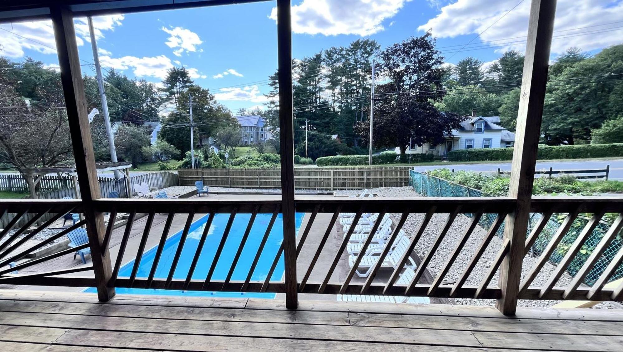 Motel Luzerne Lake Luzerne Εξωτερικό φωτογραφία