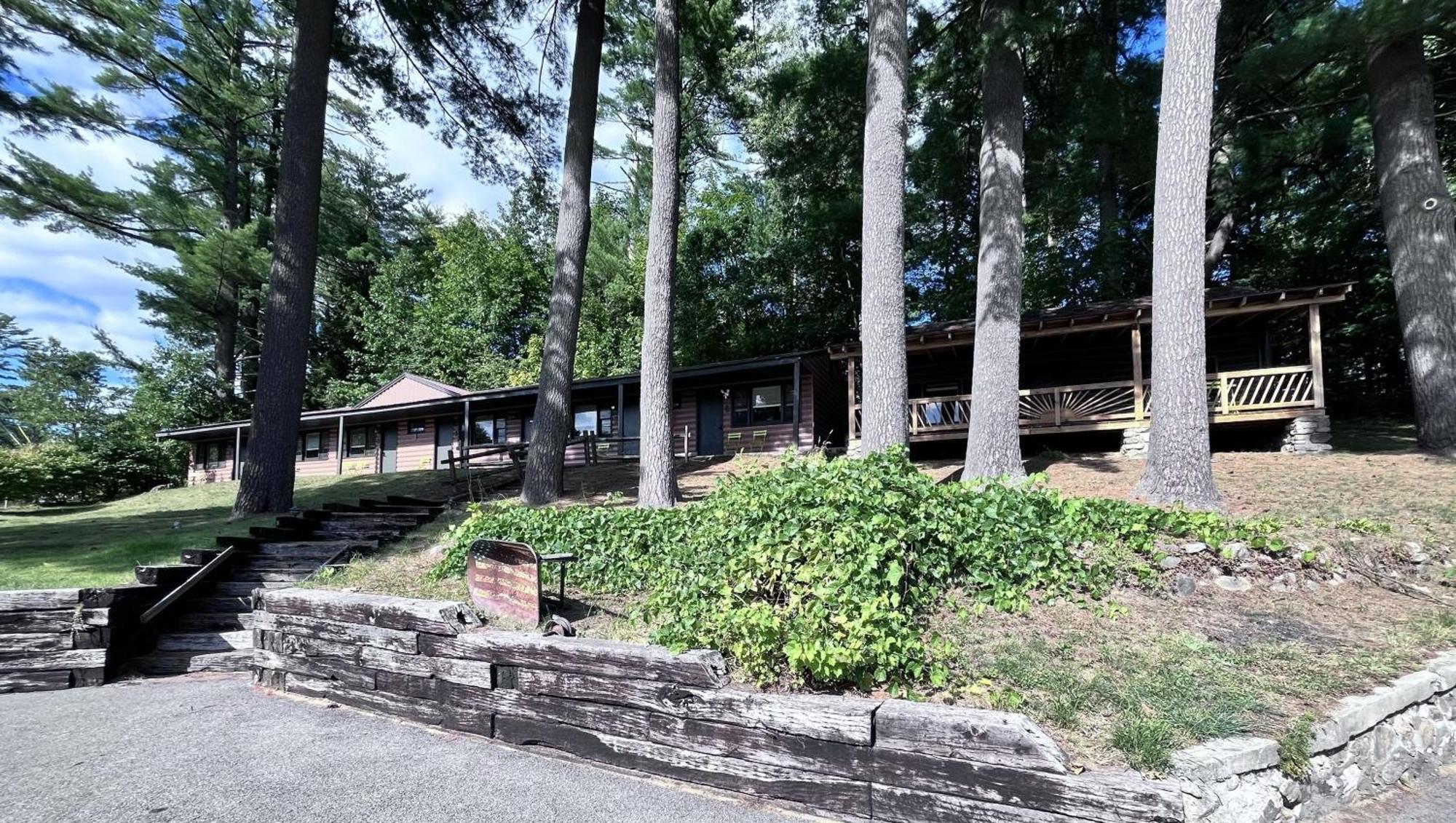 Motel Luzerne Lake Luzerne Εξωτερικό φωτογραφία