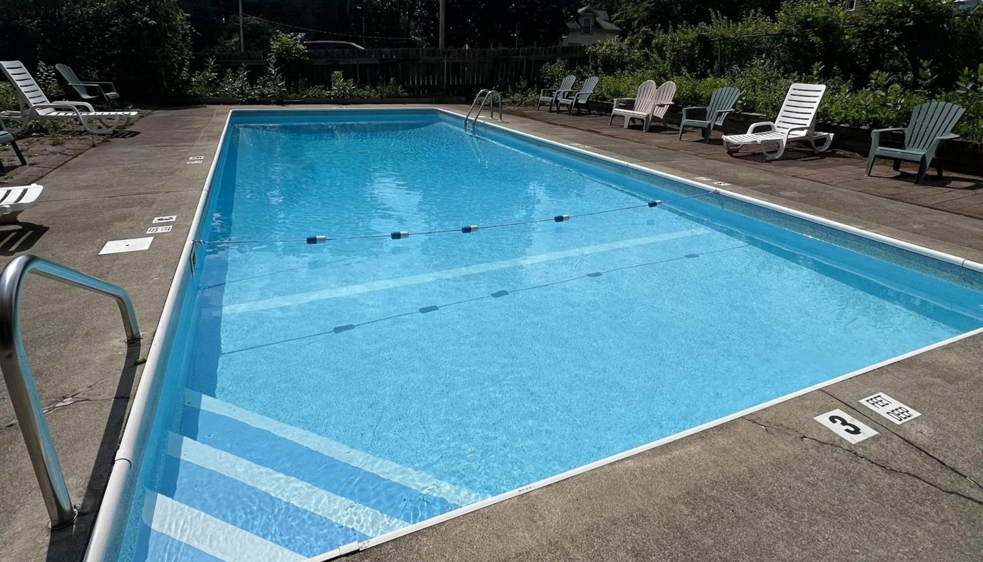 Motel Luzerne Lake Luzerne Εξωτερικό φωτογραφία