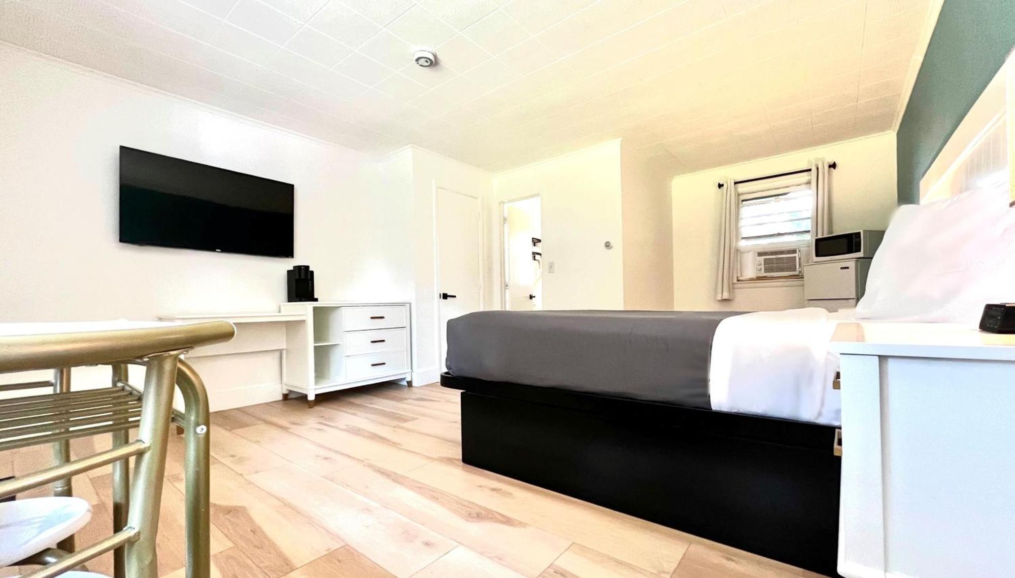 Motel Luzerne Lake Luzerne Εξωτερικό φωτογραφία